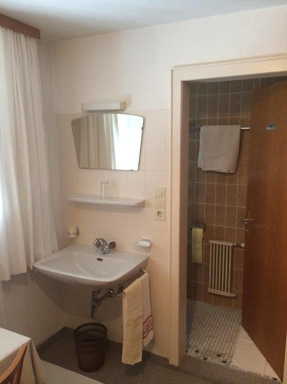 Gaestehaus Laesser Mellau Bagian luar foto